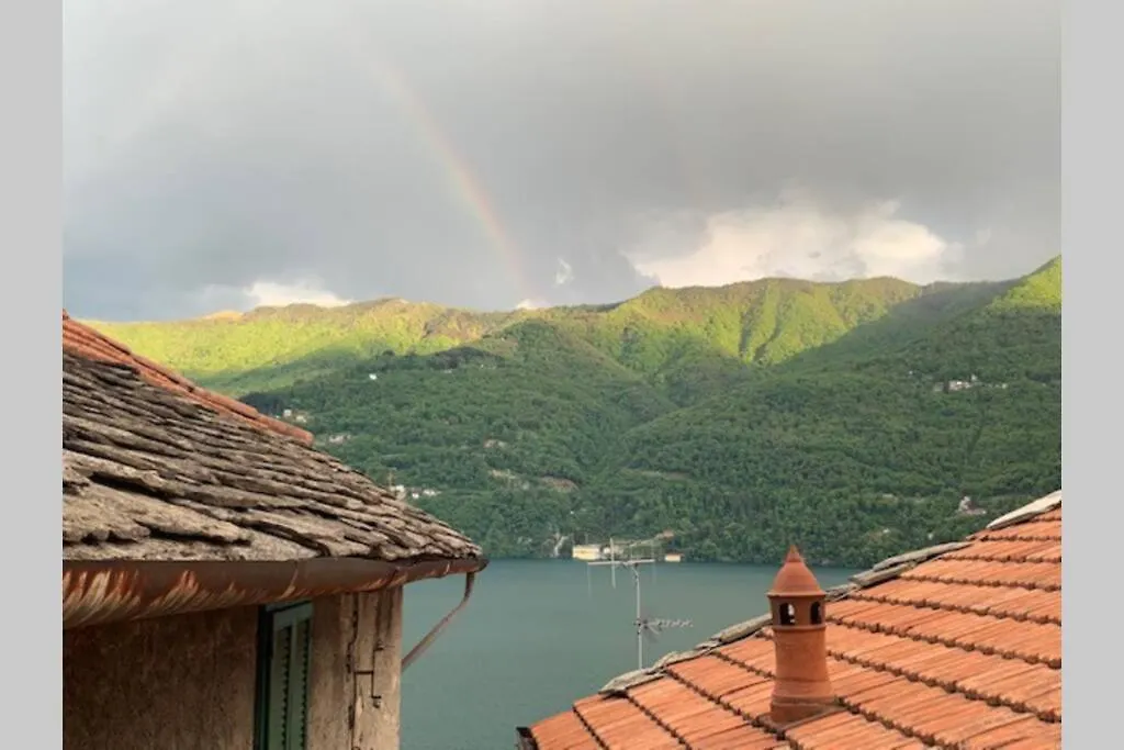 La Lanterna Apartment Carate Urio 0*,